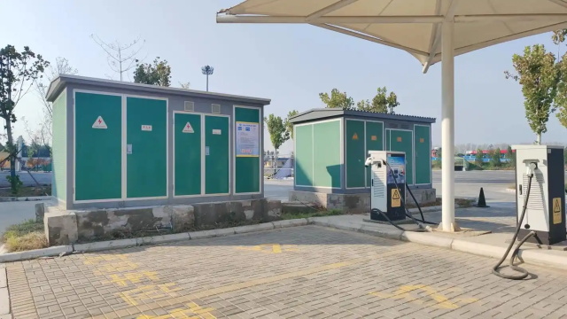 土默特左高压箱式变压器